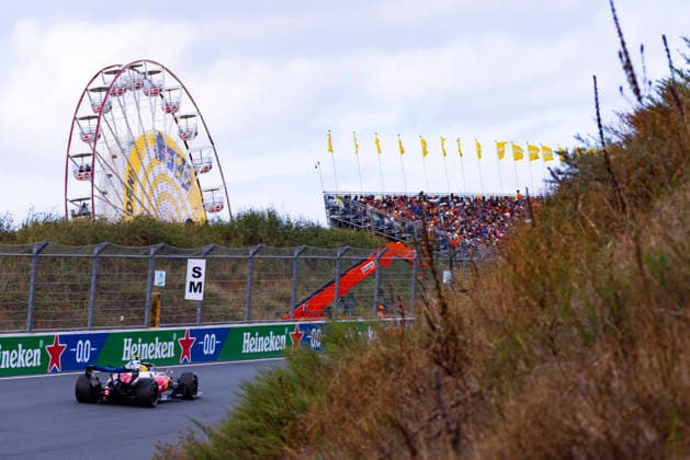 Formula 1 Heineken Dutch Grand Prix 2026 Grégoire PLACCA OVERTAKE MAXPPP - Zandvoort 22 08 2026 44 HAMILTON Lewis (gbr), Scuderia Ferrari HP, action at the Formula 1 Heineken Dutch Grand Prix 2026, the 12th round of the 2026 FIA Formula 1 World Championship, WM, Weltmeisterschaft at Circuit Zandvoort in Zandvoort, Netherlands, from 20 to 23 August 2026 Zandvoort Circuit Zandvoort Netherlands  Copyright: xOVERTAKE MAXPPPxGrégoirexPLACCAx OVT202608234894 OVT202608234894