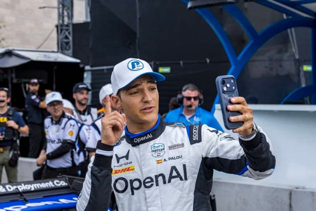 August 22, 2026, Washington, Dc, United States of America: IndyCar, Indy Car, IRL, USA SERIES driver, ALEX PALOU (10) (ESP) of Barcelona, Spain, wins the pole award for the Freedom 250 Grand Prix at The Streets of Washington, DC in WASHINGTON, DC, USA.The Streets of Washington, DC plays host to the INDYCAR SERIES for the Freedom 250 Grand Prix in WASHINGTON, DC. Washington United States of America - ZUMAg348 20260822_zsa_g348_005 Copyright: xStevexScaglionex