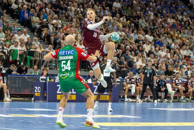Shot on goal by Mathias Gidsel (Füchse Berlin, 19), SC Magdeburg vs. Füchse Berlin, Handball, HBL, REXEL SUPER CUP, 2026, 22.08.2026 Munich SAP Garden Germany Copyright: xPFA BjörnxKeckerx
