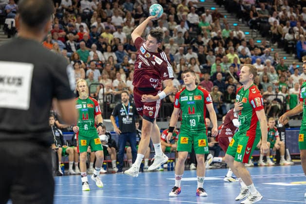 Shot on goal by Frederik Simak (Füchse Berlin, 09), SC Magdeburg vs. Füchse Berlin, Handball, HBL, REXEL SUPER CUP, 2026, 22.08.2026 Munich SAP Garden Germany Copyright: xPFA BjörnxKeckerx
