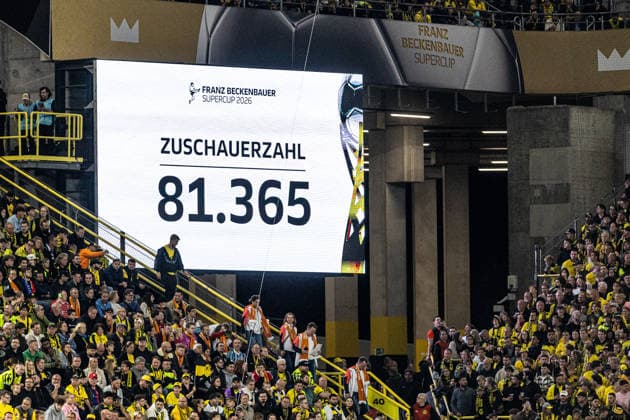 Franz-Beckenbauer-Supercup 2026: Borussia Dortmund - FC Bayern München; 22.08.2026 Zuschauerzahl auf dem Bildschirm des Stadions. Franz-Beckenbauer-Supercup 2026: Borussia Dortmund - FC Bayern München; Signal Iduna Park, Dortmund; 22.08.2026 *** Franz Beckenbauer Super Cup 2026: Borussia Dortmund vs. FC Bayern Munich, August 22, 2026; Attendance displayed on the stadium screen during the Franz Beckenbauer Super Cup 2026 match between Borussia Dortmund and FC Bayern Munich at Signal Iduna Park, Dortmund, August 22, 2026 Copyright: xBEAUTIFULxSPORTS Buriakovx
