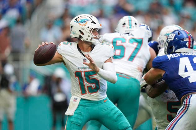 MIAMI GARDENS, FL - AUGUST 22: Miami Dolphins quarterback Cam Miller (15) makes a pass attempt from the pocket in the first half during the preseason NFL, American Football Herren, USA game between the New York Giants and the Miami Dolphins on Saturday, August 22, 2026 at Hard Rock Stadium in Miami, FL (Photo by Peter Joneleit Icon Sportswire) NFL: AUG 22 Giants at Dolphins EDITORIAL USE ONLY Icon260822045