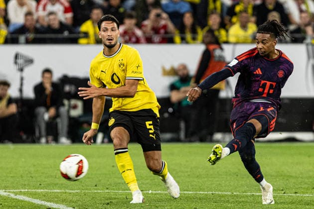 Franz-Beckenbauer-Supercup 2026: Borussia Dortmund - FC Bayern München; 22.08.2026 Michael Olise (FC Bayern München, 17), Ramy Bensebaini (Borussia Dortmund, 5) Franz-Beckenbauer-Supercup 2026: Borussia Dortmund - FC Bayern München; Signal Iduna Park, Dortmund; 22.08.2026 *** Franz Beckenbauer Super Cup 2026 Borussia Dortmund vs. FC Bayern Munich August 22, 2026 Michael Olise, FC Bayern Munich, 17, Ramy Bensebaini, Borussia Dortmund, 5 Franz Beckenbauer Super Cup 2026: Borussia Dortmund vs. FC Bayern Munich, Signal Iduna Park, Dortmund, August 22, 2026 Copyright: xBEAUTIFULxSPORTS Buriakovx