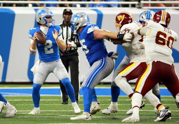 Washington Commanders vs Detroit Lions DETROIT,MICHIGAN-AUGUST 22: Detroit Lions quarterback Luke Altmyer (2) looks to pass the ball during the second half of an NFL, American Football Herren, USA preseason football game between the Washington Commanders and the Detroit Lions in Detroit, Michigan USA, on Saturday, August 22, 2026 Detroit Michigan United States  Copyright: xAmyxLemusx originalFilename:lemus-washingt260822_npW5P.jpg