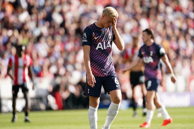 Premier League: Brentford v Tottenham Hotspur Jan Van Hecke of Tottenham Hotspur during the Premier League match Brentford vs Tottenham Hotspur at GTECH Community Stadium, London, United Kingdom on 22 August 2026 (Photo by Harvey Murphy News Images) Copyright: xHarveyxMurphy NewsxImagesx