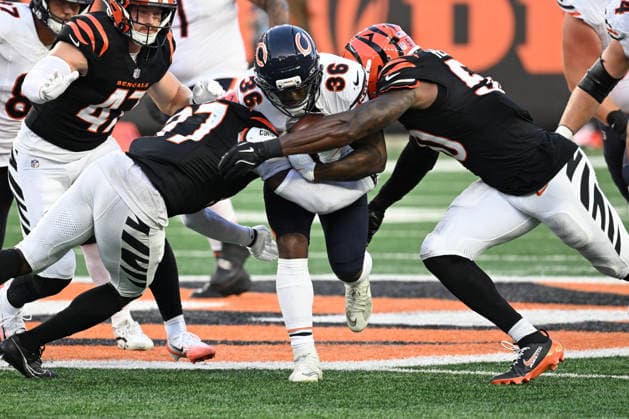 August 22, 2026: Chicago Bears running back Salvon Ahmed (36) gets hit by Cincinnati Bengals safety PJ Jules (37) and Cincinnati Bengals linebacker Shaka Heyward (50) in their game in Cincinnati, Ohio. Cal Media Cincinnati USA - ZUMAc04_ 20260822_zma_c04_309 Copyright: xBrentxClarkx