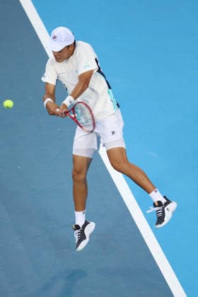 August 22, 2026, Mason, Oh, USA: Cincinnati Open Tennis 2026 - Brandon Nakashima plays a ball against Frances Tiafoe in the Cincinnati Open Tennis Tournament held in Mason OH. 2026 08 22. ZUMAPress Mason USA - ZUMAn24_ 20260822_zaf_n24_250 Copyright: xWallyxNellx