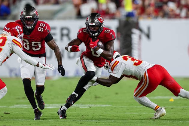 Aug 22, 2026; Tampa, Florida, USA; Tampa Bay Buccaneers wide receiver Dean Patterson (8) avoids a tackle after catching a pass during an NFL, American Football Herren, USA game between the Kansas City Chiefs and Tampa Bay Buccaneers at Raymond James Stadium in Tampa, Florida. Mandatory Credit: Taylor McFee-Cal Media Tampa USA - ZUMAc04_ 20260822_zma_c04_334 Copyright: xTaylorxMcfeex
