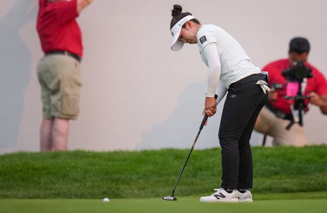 August 22, 2026, Edmonton, Ab, CANADA: Miyu Yamashita, of Japan, makes birdie on the 18th hole during the third round at the LPGA, Golf Damen CPKC Canadian Women s Open golf tournament, in Edmonton, on Saturday, Aug. 22, 2026. Canada News - August 22, 2026  - ZUMAc35_ 20260822_zaf_c35_157 Copyright: xDarrylxDyckx