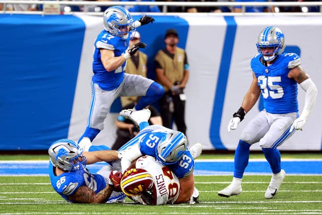 Washington Commanders vs Detroit Lions DETROIT,MICHIGAN-AUGUST 22: Washington Commanders wide receiver Jacoby Jones (84) is stopped by Detroit Lions linebacker Trevor Nowaske (53) Detroit Lions safety Dan Jackson (17), Detroit Lions defensive end Ahmed Hassanein (99) and Detroit Lions linebacker Joe Bachie (35) during the second half of an NFL, American Football Herren, USA preseason football game between the Washington Commanders and the Detroit Lions in Detroit, Michigan USA, on Saturday, August 22, 2026 Detroit Michigan United States  Copyright: xAmyxLemusx originalFilename:lemus-washingt260822_npXWo.jpg