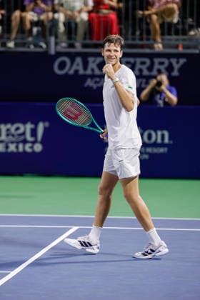 CANCUN COUNTRY OPEN 2026 CANCUN COUNTRY OPEN 2026 HUBERT HURKACZ VS MOEZ ECHARGUI 22082026 CANCUN, QUINTANA ROO. Action photo of Hubert Hurkacz of Poland, during singles semifinal match of the Cancun Country Open 2026 Tennis 125 Challenger tournament held at the Cancun Country Club of Cancun, Quintana Roo, Mexico. Foto de accion de Hubert Hurkacz de Polonia durante juego semifinal de singles del Cancun Country Open 2026 ATP, Tennis Herren Tennis 125 Challenger que se celebra en el Cancun Country Club de Cancun, Quintana Roo, Mexico. PHOTO BY IMAGENSHOP AGENCIA FOTOGRAFICA CANCUN QUINTANA ROO MEXICO *** CANCUN COUNTRY OPEN 2026 CANCUN COUNTRY OPEN 2026 HUBERT HURKACZ VS MOEZ ECHARGUI 08 22 2026 CANCUN, QUINTANA ROO Action photo of Hubert Hurkacz of Poland during the singles semifinal match of the 2026 Cancun Country Open ATP 125 Challenger tournament held at the Cancun Country Club in Cancun, Quintana Roo, Mexico Action photo of Hubert Hurkacz of Poland during the singles semifinal match of the 2026 Cancun Country Open ATP, Tennis 125 Challenger, held at the Cancun Country Club in Cancun, Quintana Roo, Mexico PHOTO BY IMAGENSHOP PHOTO AGENCY CANCUN QUINTANA ROO MEXICO Copyright: xIMAGENSHOPxAGENCIAxFOTOGRAFICAx