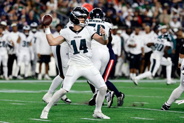 FOXBOROUGH, MA - AUGUST 22: Andy Dalton 14 of the Philadelphia Eagles rears back to throw during a preseason game between the New England Patriots and the Philadelphia Eagles on August 22, 2026, at Gillette Stadium in Foxborough, Massachusetts. (Photo by Fred Kfoury III Icon Sportswire) NFL, American Football Herren, USA AUG 22 Eagles at Patriots EDITORIAL USE ONLY Icon482260822030
