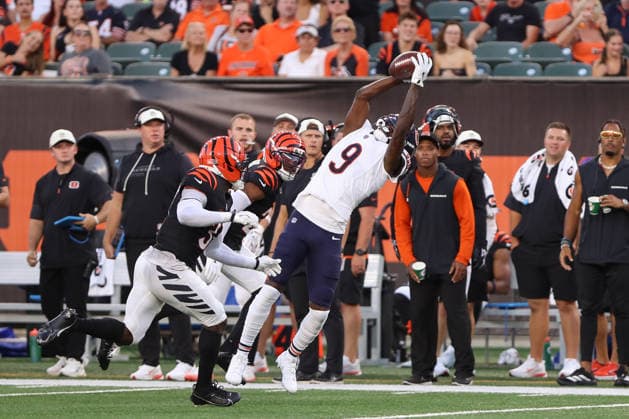 CINCINNATI, OH - AUGUST 22: Chicago Bears wide receiver Jahdae Walker (9) catches a pass during the preseason game between the Chicago Bears and the Cincinnati Bengals at Paycor Stadium on August 22, 2026 in Cincinnati, OH. (Photo by Ian Johnson Icon Sportswire) NFL, American Football Herren, USA AUG 22 Bears at Bengals EDITORIAL USE ONLY Icon260822017