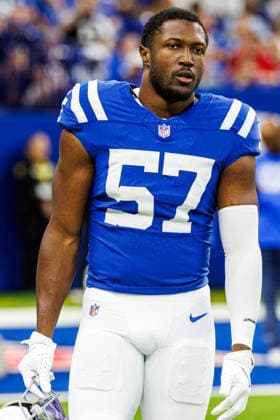 Aug 22, 2026; Indianapolis, Indiana, USA; Indianapolis Colts linebacker Jaylon Carlies (57) during NFL, American Football Herren, USA preseason game action against the Atlanta Falcons at Lucas Oil Stadium. Mandatory Credit: -Cal Media - ZUMAc04_ 20260822_zma_c04_374 Copyright: xJohnxMersitsx