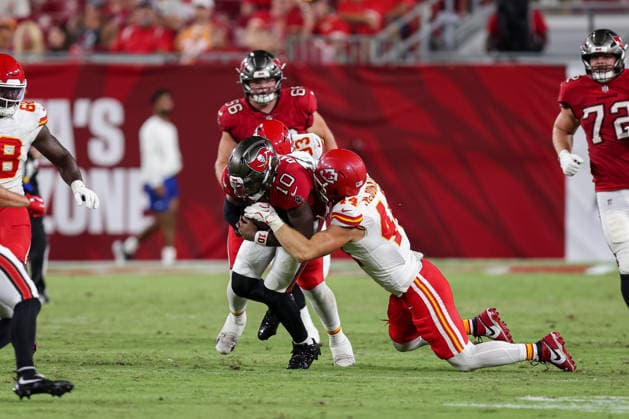 Aug 22, 2026; Tampa, Florida, USA; Tampa Bay Buccaneers quarterback Jalon Daniels (10) is tacked while running the ball during an NFL, American Football Herren, USA game between the Kansas City Chiefs and Tampa Bay Buccaneers at Raymond James Stadium in Tampa, Florida. Mandatory Credit: Taylor McFee-Cal Media Tampa USA - ZUMAc04_ 20260822_zma_c04_429 Copyright: xTaylorxMcfeex