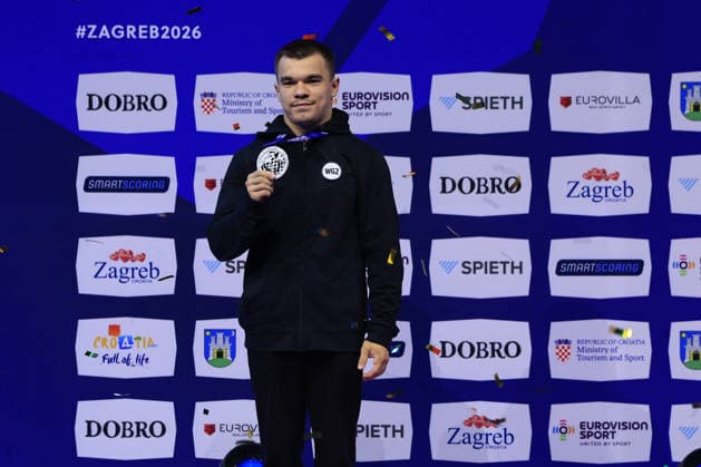Zagreb, 22.08.2026. - 37TH EUROPEAN MEN™S ARTISTIC GYMNASTICS, Men s Artistic Gymnastics Apparatus Final Vault Individual SENIORS. Medal ceremony: SILVER (WG2) USACHEV Aleksei Men s Artistic Gymnastics Apparatus Final Horizontal bar Individual SENIORS  2S6A4822.JPG