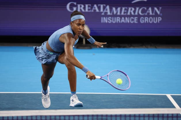 August 22, 2026, Mason, Oh, USA: Cincinnati Open Tennis 2026 - Coco Gauff plays a ball against Sara Bejlek in the Cincinnati Open Tennis Tournament held in Mason OH. 2026 08 22. ZUMAPress Mason USA - ZUMAn24_ 20260822_zaf_n24_363 Copyright: xWallyxNellx