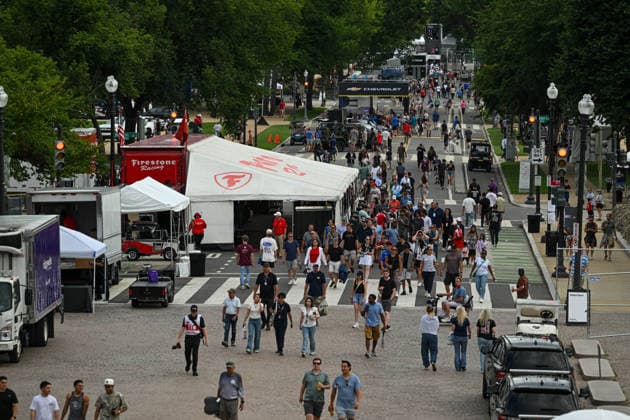 NTT IndyCar, Indy Car, IRL, USA series Freedom 250 Qualifying in Washington, DC WASHINGTON, D.C., UNITED STATES - AUGUST 22: Fans leave the fan zone at the National Mall after the first day of the NTT INDYCAR Series Freedom 250 Grand Prix weekend in Washington, D.C., on August 22, 2026. U.S. President Donald Trump established the Freedom 250 Grand Prix weekend as part of the yearlong celebration marking the 250th anniversary of the United States. Mehmet Eser Anadolu District of Columbia United States. Editorial use only. Please get in touch for any other usage.  Copyright: x2026xAnadoluxMehmetxEserx
