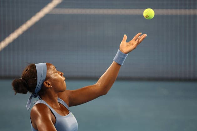 August 22, 2026, Mason, Oh, USA: Cincinnati Open Tennis 2026 - Coco Gauff plays a ball against Sara Bejlek in the Cincinnati Open Tennis Tournament held in Mason OH. 2026 08 22. ZUMAPress Mason USA - ZUMAn24_ 20260822_zaf_n24_404 Copyright: xWallyxNellx