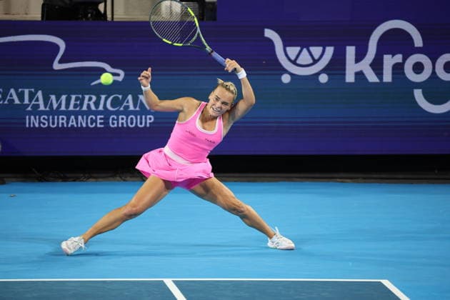 August 22, 2026, Mason, Oh, USA: Cincinnati Open Tennis 2026 - Sara Bejlek plays a ball against Coco Gauff in the Cincinnati Open Tennis Tournament held in Mason OH. 2026 08 22. ZUMAPress Mason USA - ZUMAn24_ 20260822_zaf_n24_396 Copyright: xWallyxNellx
