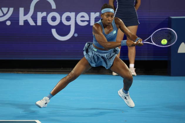 August 22, 2026, Mason, Oh, USA: Cincinnati Open Tennis 2026 - Coco Gauff plays a ball against Sara Bejlek in the Cincinnati Open Tennis Tournament held in Mason OH. 2026 08 22. ZUMAPress Mason USA - ZUMAn24_ 20260822_zaf_n24_328 Copyright: xWallyxNellx