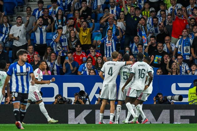 RCD ESPANYOL v REAL MADRID RCDE STADIUM BARCELONA. Aug 22, 2026 RCD ESPANYOL vs REAL MADRID Aug 22,2026 Bellingham (5) of Real Madrid celebrates scoring his team s first goal with teammates during the match between RCD Espanyol and Real Madrid corresponding to the second day of La Liga EA Sports at RCDE Stadium in Barcelona, Spain. Cornella El Prat ESP Copyright: xS.xRosx