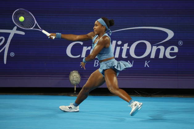 August 22, 2026, Mason, Oh, USA: Cincinnati Open Tennis 2026 - Coco Gauff plays a ball against Sara Bejlek in the Cincinnati Open Tennis Tournament held in Mason OH. 2026 08 22. ZUMAPress Mason USA - ZUMAn24_ 20260822_zaf_n24_297 Copyright: xWallyxNellx