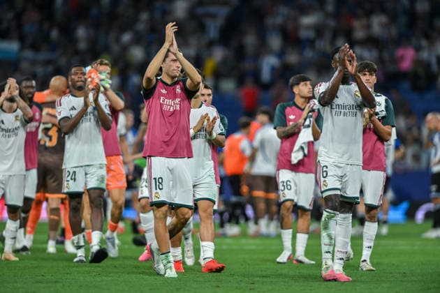RCD ESPANYOL v REAL MADRID RCDE STADIUM BARCELONA. Aug 22, 2026 RCD ESPANYOL vs REAL MADRID Aug 22,2026 Real Madrid players at the end of the match between RCD Espanyol and Real Madrid corresponding to the second day of La Liga EA Sports at RCDE Stadium in Barcelona, Spain. Cornella El Prat ESP Copyright: xS.xRosx