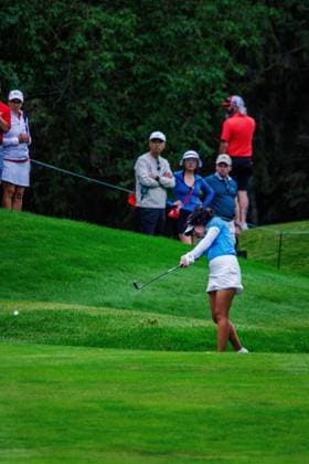 August 22, 2026, Edmonton, Alberta, Canada: Savannah Grewal (CAN) pitches out of the sandtrap in round 3 of the LPGA, Golf Damen CPKC Canadian Women s Open..LPGA CPKC Canada WomenÃ¢â‚¬â ¢s Open leader Mayu Yamashita shot 5 under par to bringing her total to -19, tying the LPGA record after 54 holes. 16-year-old amateur Aphrodite Deng (tied for 6th place) leads all Canadians at 10 under par after shooting 63 (7 under par) in the third round (the low score for the round). Nine players are currently sitting at 10 under par or better heading into the final round. Deng is also one of 4 Canadians under 18 to make the cut, a tournament first. Edmonton Canada - ZUMAs197 20260822_aaa_s197_399 Copyright: xRonxPalmerx