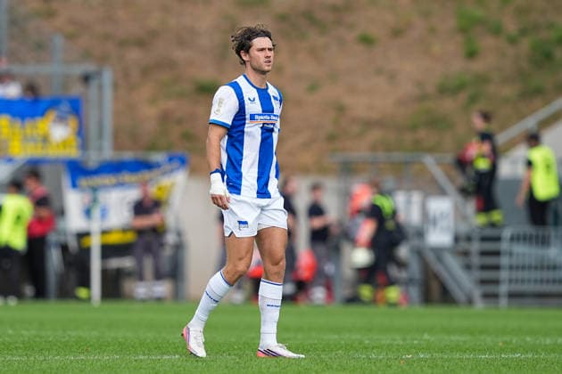 22.08.2026, xydrx, Fußball, DFB Pokal, 1. FC Saarbrücken - Hertha BSC, Saison 2026 2027, Ludwigsparkstadion: Linus Gechter (Hertha BSC, 44) DFB regulations prohibit any use of photographs as image sequences and or quasi-video. *** August 22, 2026, xydrx, Soccer, DFB Cup, 1. FC Saarbrücken vs. Hertha BSC, 2026–2027 season, Ludwigspark Stadium, Linus Gechter, Hertha BSC, 44. DFB regulations prohibit any use of photographs as image sequences and or quasi-video. Copyright: HMBxMedia YannisxDreimann