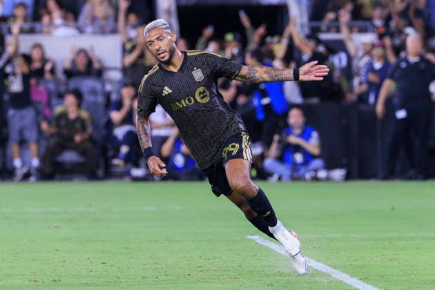 August 22, 2026, Los Angeles, California, USA: Denis Bouanga 99 of the Los Angeles Football Club celebrates his goal during their regular season MLS, Fussball Herren, USA game against the Portland Timbers on Saturday August 22, 2026 at the BMO Stadium in Los Angeles, California. LAFC tie with Timbers, 1-1. ARIANA RUIZ PI Los Angeles USA - ZUMAp124 20260822_zaa_p124_081 Copyright: xArianaxRuizx