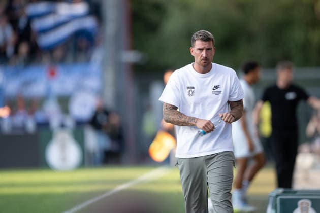 Pascal Reinhardt (SG Sonnenhof Grossaspach, Trainer), zielstrebig, SG Sonnenhof Grossaspach vs. Arminia Bielefeld, Fussball, GER, DFB Pokal, 1. Runde, Saison 2026 2027, 22.08.2026, Eibner-Pressefoto Andreas Ulmer SG Sonnenhof Grossaspach vs. Arminia Bielefeld, Fussball, GER, DFB Pokal, 1. Runde, Saison 2026 2027, 22.08.2026, Aspach *** Pascal Reinhardt, SG Sonnenhof Grossaspach, Coach, determined, SG Sonnenhof Grossaspach vs. Arminia Bielefeld, Soccer, GER, DFB Cup, Round 1, 2026–2027 Season, August 22, 2026, Eibner Press Photo: Andreas Ulmer, SG Sonnenhof Grossaspach vs. Arminia Bielefeld, soccer, GER, DFB Cup, 1st Round, 2026–2027 season, August 22, 2026, Aspach Copyright: xEibner-Pressefoto AndreasxUlmerx EP_AUR