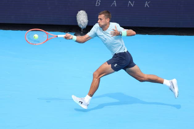 August 22, 2026, Mason, Oh, USA: Cincinnati Open Tennis 2026 - Flavio Cobolli plays a ball against Arthur Fils in the Cincinnati Open Tennis Tournament held in Mason OH. 2026 08 22. ZUMAPress Mason USA - ZUMAn24_ 20260822_zaf_n24_005 Copyright: xWallyxNellx