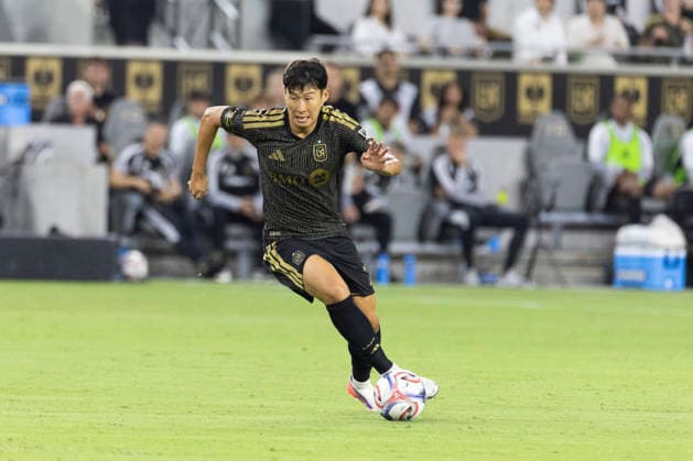August 22, 2026, Los Angeles, California, USA: Los Angeles FC forward Heung Min Son (7) in actions against Portland Timbers during an MLS, Fussball Herren, USA soccer game on Saturday, Aug. 22, 2026 in Los Angeles. Los Angeles USA - ZUMAc68_ 20260822_zaf_c68_200 Copyright: xRingoxChiux