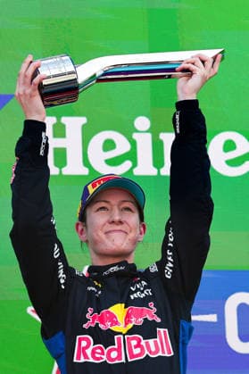 Race winner Alisha Palmowski of Great Britain and Campos Racing (21) , Race, F1 Grand Prix of Netherlands, am 23. August 2026 in Zandvoort, Netherlands. (Foto von Diogo Cardoso DeFodi Images) Race winner Alisha Palmowski of Great Britain and Campos Racing (21) , Race, F1 Grand Prix of Netherlands, Circuit Zandvoort on August 23, 2026 in Zandvoort, Netherlands. (Photo by Diogo Cardoso DeFodi Images) - *** Race winner Alisha Palmowski of Great Britain and Campos Racing 21, Race, F1 Grand Prix of the Netherlands, on August 23, 2026, in Zandvoort, Netherlands. Photo by Diogo Cardoso DeFodi Images. Race winner Alisha Palmowski of Great Britain and Campos Racing 21, Race, F1 Grand Prix of the Netherlands, Circuit Zandvoort on August 23, 2026, in Zandvoort, Netherlands. Photo by Diogo Cardoso, DeFodi Images