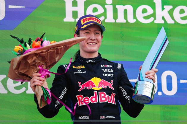 Race winner Alisha Palmowski of Great Britain and Campos Racing (21) , Race, F1 Grand Prix of Netherlands, am 23. August 2026 in Zandvoort, Netherlands. (Foto von Diogo Cardoso DeFodi Images) Race winner Alisha Palmowski of Great Britain and Campos Racing (21) , Race, F1 Grand Prix of Netherlands, Circuit Zandvoort on August 23, 2026 in Zandvoort, Netherlands. (Photo by Diogo Cardoso DeFodi Images) - *** Race winner Alisha Palmowski of Great Britain and Campos Racing 21, Race, F1 Grand Prix of the Netherlands, on August 23, 2026, in Zandvoort, Netherlands. Photo by Diogo Cardoso DeFodi Images. Race winner Alisha Palmowski of Great Britain and Campos Racing 21, Race, F1 Grand Prix of the Netherlands, Circuit Zandvoort on August 23, 2026, in Zandvoort, the Netherlands. Photo by Diogo Cardoso, DeFodi Images