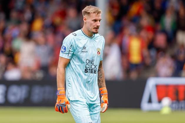 DEVENTER , 23-08-2026 , Stadium De Adelaarshorst , season 2026 2027 , Dutch Eredivisie football . match between Go Ahead Eagles and ADO Den Haag, Picture shows Go Ahead Eagles goalkeeper Kjetil Haug Go Ahead Eagles - ADO  x205970039x Copyright: