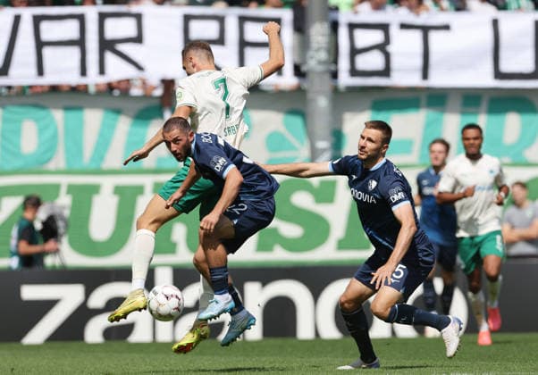 Srbeny Dennis - Wittek Maximilian , DFB Pokal , Greuther Fürth-VfL Bochum , , Fußball , in dem Sportpark Ronhof Stadion in Fürth , Bayern , Deutschland . August 23 , 2026 . Photo by: Davide Elias IPA Photo Pressefoto DENL Copyright: xDavidexEliasx