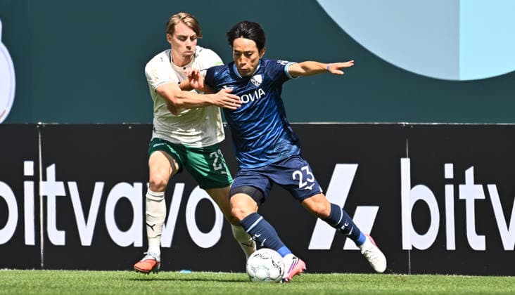 23.08.2026 - Fussball - Saison 2026 2027 - DFB Pokal Vereinspokal - 01. Runde: SpVgg Greuther Fürth ( Kleeblatt ) - VfL Bochum - Sportfoto Zink - xwoxzix - regulations prohibit any use of photographs as image sequences and or quasi-video - Gian Luca Gian-Luca Itter (27, SpVgg Greuther Fürth ) Koji Miyoshi (23, VfL Bochum ) *** August 23, 2026 Soccer Season 2026–2027 DFB Cup Club Cup First Round SpVgg Greuther Fürth Kleeblatt vs. VfL Bochum Sports photo by Zink xwoxzix. Regulations prohibit any use of photographs as image sequences and or quasi-video. Gian Luca Gian Luca Itter, 27, SpVgg Greuther Fürth; Koji Miyoshi, 23, VfL Bochum