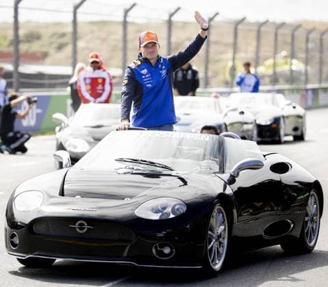 ZANDVOORT - Max Verstappen (Red Bull Racing) during the drivers parade ahead of the F1 Dutch Grand Prix at the Circuit Zandvoort. SANDER KONING ANP xVIxANPxSportx xxANPxIVx 566094664 originalFilename: 566094664.jpg