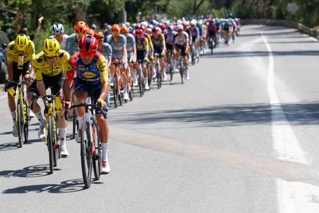 The pack competes in the second stage of La Vuelta a Espana cycling tour, between Monaco and French town of Manosque covering 214.3 km. Second stage of La Vuelta cycling tour !ACHTUNG: NUR REDAKTIONELLE NUTZUNG!  Copyright: xJavierxLizonx GRAF3566 20260823-55021207618_1
