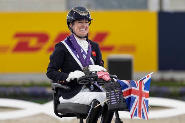 Jemima GREEN (GBR) auf Fantabulous, gewinnt Silber in der Para Dressur Kuer Grade II, Freude, Lachen, Medaille, Einzelbild, Siegerehrung P3-II Kuer, FEI Para Dressage World Championship, WM, Weltmeisterschaft - Grade II - Para Grand Prix Freestyle Individual Final - Allianz-Preis, am 23.08.2026, FEI Reit Weltmeisterschaft Aachen 2026 vom 11. - 23.08.2026 in Aachen Deutschland; Â *** Jemima GREEN (GBR) on Fantabulous wins silver in the Para Dressage Kür Grade II; joy, laughter, medal, single frame, award ceremony for P3 II Kür, FEI Para Dressage World Championship Grade II Para Grand Prix Freestyle Individual Final Allianz Prize, on August 23, 2026, FEI World Equestrian Games Aachen 2026 from August 11–23, 2026 in Aachen, Germany Â