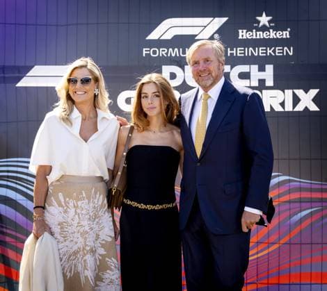 ZANDVOORT - King Willem-Alexander, Queen Maxima and Princess Alexia prior to the F1 Dutch Grand Prix at the Zandvoort Circuit. REMKO DE WAAL ANP xVIxANPxSportx xxANPxIVx 566096089 originalFilename: 566096089.jpg