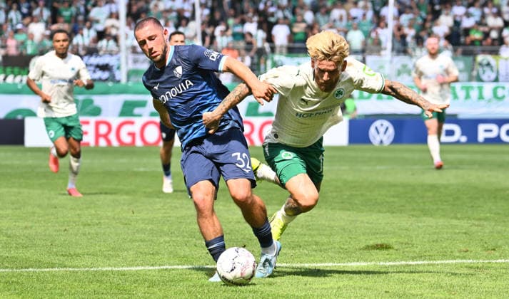 23.08.2026 - Fussball - Saison 2026 2027 - DFB Pokal Vereinspokal - 01. Runde: SpVgg Greuther Fürth ( Kleeblatt ) - VfL Bochum - Sportfoto Zink - xwoxzix - regulations prohibit any use of photographs as image sequences and or quasi-video - Maximilian Wittek (32, VfL Bochum ) Ole Pohlmann (10, SpVgg Greuther Fürth ) *** August 23, 2026 Soccer Season 2026–2027 DFB Cup Club Cup First Round SpVgg Greuther Fürth Kleeblatt vs. VfL Bochum Sports photo by Zink xwoxzix; regulations prohibit any use of photographs as image sequences and or quasi-video Maximilian Wittek 32, VfL Bochum; Ole Pohlmann 10, SpVgg Greuther Fürth