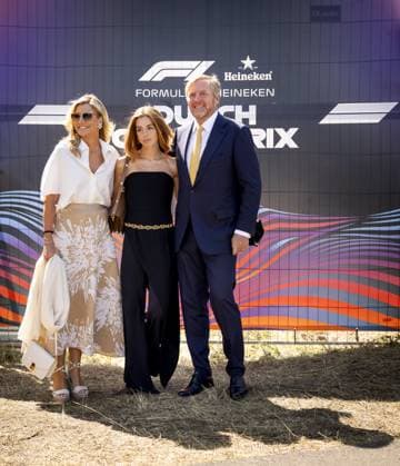 ZANDVOORT - King Willem-Alexander, Queen Maxima and Princess Alexia prior to the F1 Dutch Grand Prix at the Zandvoort Circuit. REMKO DE WAAL ANP xVIxANPxSportx xxANPxIVx 566097142 originalFilename: 566097142.jpg