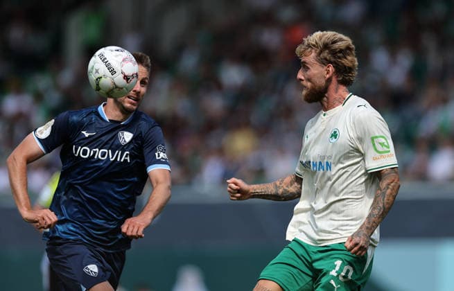 Mets Karol - Pohlmann Ole , DFB Pokal , Greuther Fürth-VfL Bochum , , Fußball , in dem Sportpark Ronhof Stadion in Fürth , Bayern , Deutschland . August 23 , 2026 . Photo by: Davide Elias IPA Photo Pressefoto DENL Copyright: xDavidexEliasx