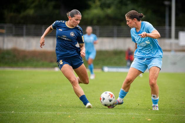 2. Frauen-Bundesliga: FC Viktoria Berlin vs. SG 99 Andernach; Berlin, 23.08.2026 Fußball, 2. Frauen Bundesliga: Senanur YAVUZ (Viktoria Berlin 30) im Zweikampf mit Mia-Marie Liz TROMBIN (SG 99 Andernach 14) während des 2. Frauen Bundesliga-Spiels gegen SG 99 Andernach am Spieltag 3 zwischen dem FC Viktoria Berlin und SG 99 Andernach am 23. August 2026 im Stadion Lichterfelde, Berlin (Deutschland) DFL REGULATIONS PROHIBIT ANY USE OF PHOTOGRAPHS AS IMAGE SEQUENCES AND OR QUASI-VIDEO. *** Women s Bundesliga 2: FC Viktoria Berlin vs. SG 99 Andernach Berlin, August 23, 2026, Soccer, Women s Bundesliga 2: Senanur YAVUZ of Viktoria Berlin (No. 30) in a tackle with Mia Marie Liz TROMBIN of SG 99 Andernach (No. 14) during the Women s Bundesliga 2 match against SG 99 Andernach on Matchday 3 between FC Viktoria Berlin and SG 99 Andernach on August 23, 2026, at Lichterfelde Stadium, Berlin, Germany. DFL regulations prohibit any use of photographs as image sequences and or quasi-video. Copyright: xBEAUTIFULxSPORTS Kuehnx