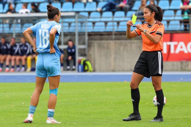 2026-08-23 ,FC Viktoria - SG 99 Andernach, Frauen, 2. Bundesliga, 3.Spieltag, Stadion Lichterfelde Katharina Krist (FC Viktoria Berlin, 18), gelbe Karte Berlin Berlin Germany *** August 23, 2026, FC Viktoria SG 99 Andernach, Women s, 2. Bundesliga, Matchday 3, Lichterfelde Stadium, Katharina Krist (FC Viktoria Berlin), 18, yellow card, Berlin, Berlin, Germany