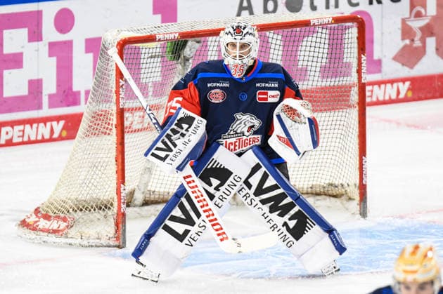 Nuernberg Ice Tigers vs. Loewen Frankfurt, Eishockey, Deutsche Eishockey Liga, Penny DEL, Vorbereitungsspiel, Gaeuboden Cup, Saison 2026 2027 am 23.08.2026 Luis Janett (Nuernberg Ice Tigers), Eishockey Herren, Deutsche Eishockey Liga, Penny DEL, Vorbereitungsspiel, Gaeuboden Cup, Saison 2026 2027 am 23.08.2026 im Eisstadion am Pulverturm, Nuernberg Ice Tigers (blau) gegen Loewen Frankfurt (weiss) *** Nuremberg Ice Tigers vs. Löwen Frankfurt, Ice Hockey, German Ice Hockey League, Penny DEL, Preseason Game, Gaeuboden Cup, 2026–2027 Season on August 23, 2026, Luis Janett, Nuremberg Ice Tigers, Men s Ice Hockey, German Ice Hockey League, Penny DEL, preseason game, Gaeuboden Cup, 2026–2027 season on August 23, 2026, at the Eisstadion am Pulverturm, Nuremberg Ice Tigers (blue) vs. Löwen Frankfurt (white)