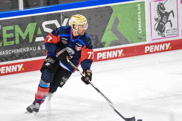 Nuernberg Ice Tigers vs. Loewen Frankfurt, Eishockey, Deutsche Eishockey Liga, Penny DEL, Vorbereitungsspiel, Gaeuboden Cup, Saison 2026 2027 am 23.08.2026 Chris Jandric (Nuernberg Ice Tigers), Eishockey Herren, Deutsche Eishockey Liga, Penny DEL, Vorbereitungsspiel, Gaeuboden Cup, Saison 2026 2027 am 23.08.2026 im Eisstadion am Pulverturm, Nuernberg Ice Tigers (blau) gegen Loewen Frankfurt (weiss) *** Nuremberg Ice Tigers vs. Löwen Frankfurt, Ice Hockey, German Ice Hockey League, Penny DEL, Preseason Game, Gaeuboden Cup, 2026–2027 Season on August 23, 2026, Chris Jandric, Nuremberg Ice Tigers, Men s Ice Hockey, German Ice Hockey League, Penny DEL, Preseason Game, Gaeuboden Cup, 2026–2027 Season on August 23, 2026, at the Eisstadion am Pulverturm, Nuremberg Ice Tigers (blue) vs. Loewen Frankfurt (white)